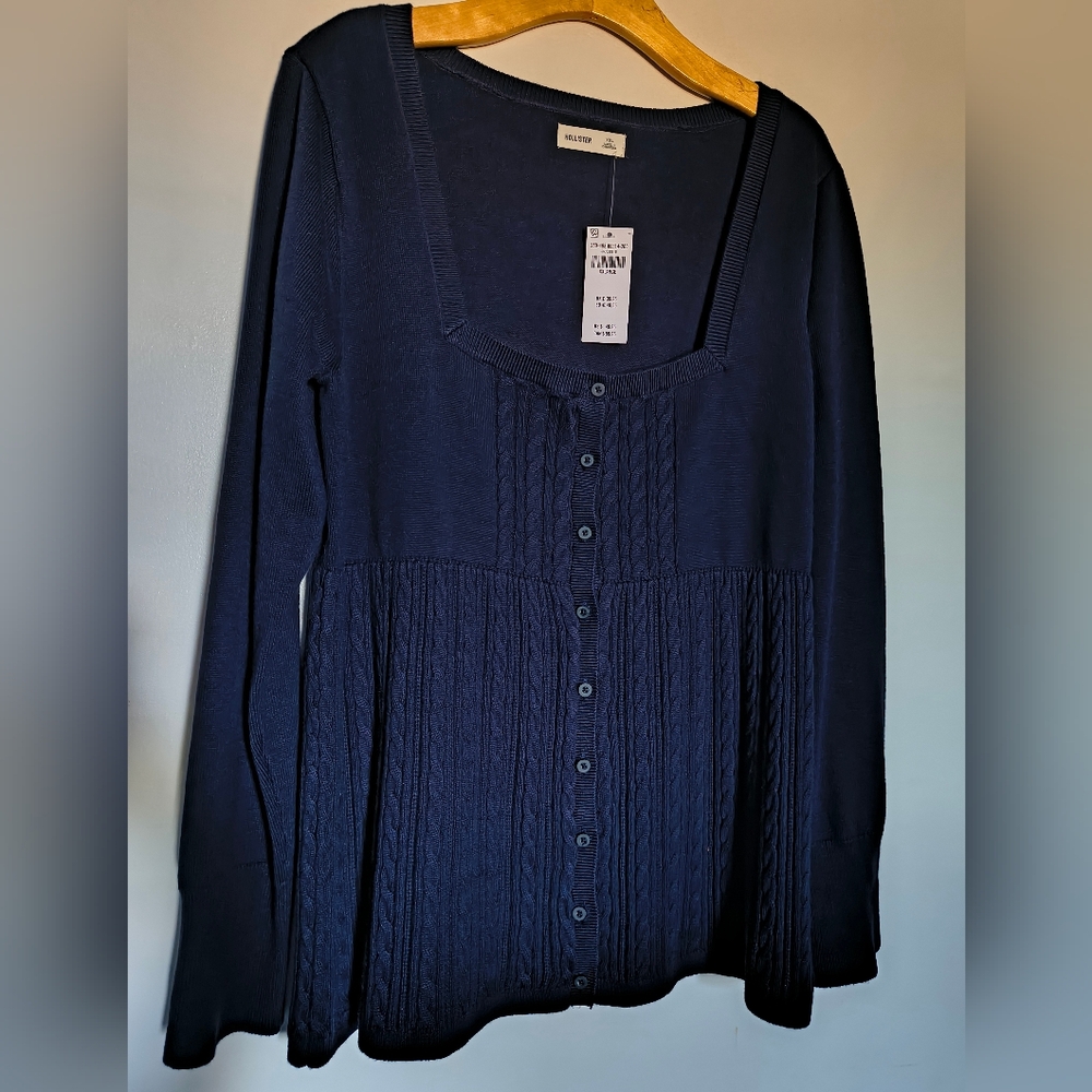 Hollister Women's Navy Blue Cable Knit Cardigan